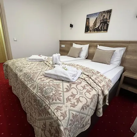 Nacional Free Parking Guest house 4*