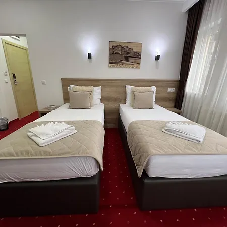 Nacional Free Parking Gasthof 4*